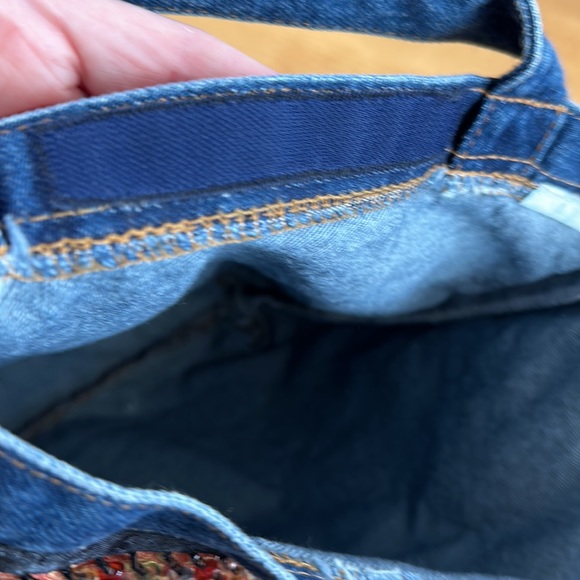 Handmade Women’s Denim Toile tote bag - Picture 7 of 8